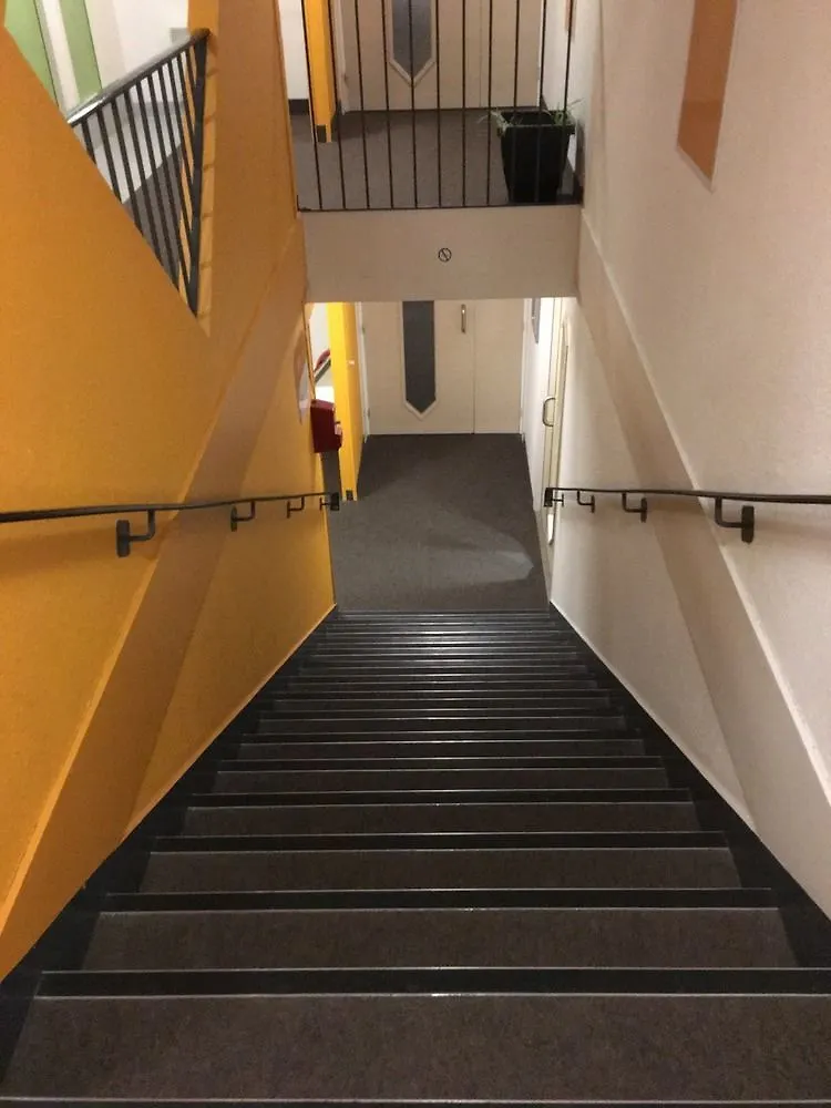 F1 Quimper Hotel